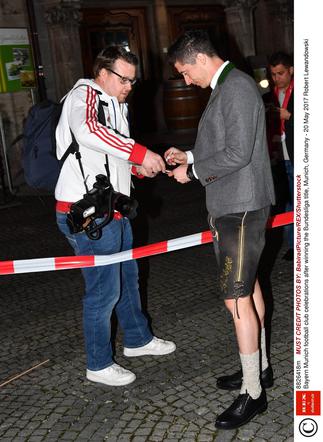 Robert Lewandowski na imprezie Bayernu