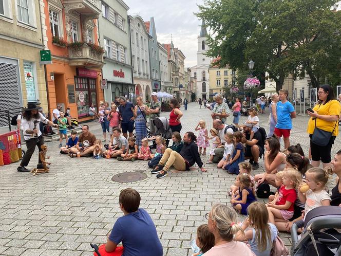 Busker Tour2023 zawitał do Zielonej Góry. Mamy zdjęcia z tego wydarzenia. Oto jak wyglądał pierwszy dzień 