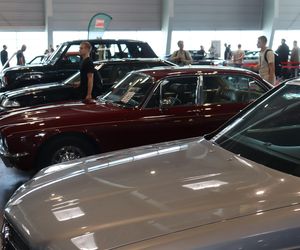 Retro Motor Show rozpoczęte! Wyjątkowe samochody na MTP!