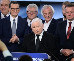 AI wybrała 5 najlepszych polityków w Polsce ostatnich 30 lat!