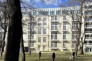 Życie w Architekturze 2025. Remont i przebudowa budynku w dawnym kompleksie szpitalnym im. Babińskiego na budynek mieszkalno-usługowy B2, w tym przebudowa dojścia do lokali usługowych przy pl. Jana Pawła II 8 we Wrocławiu. Arkadiusz Chamielec