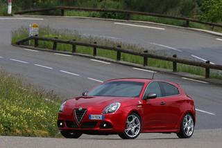 Alfa Romeo Giulietta Quadrifoglio Verde 2014: trochę więcej mocy po liftingu - WIDEO