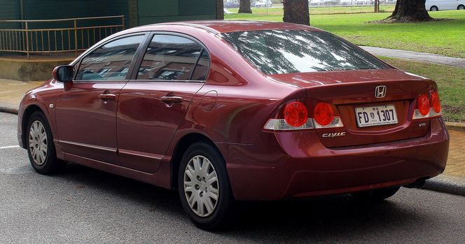 Honda Civic VIII (sedan)