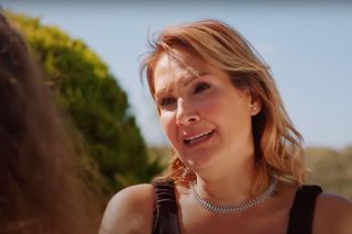 Feraye zdobywa się na odwagę i wyznaje Melis prawdę.