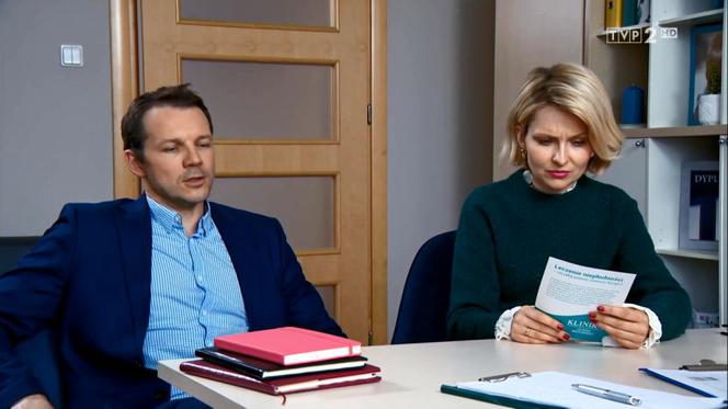 Barwy szczęścia, odc. 2092. Bożena (Marieta Żukowska), Bruno (Lesław Surek)