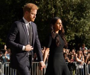 Zemsta króla na Harrym i Meghan! Nowe fakty w sprawie wyrzucenia z pałacu