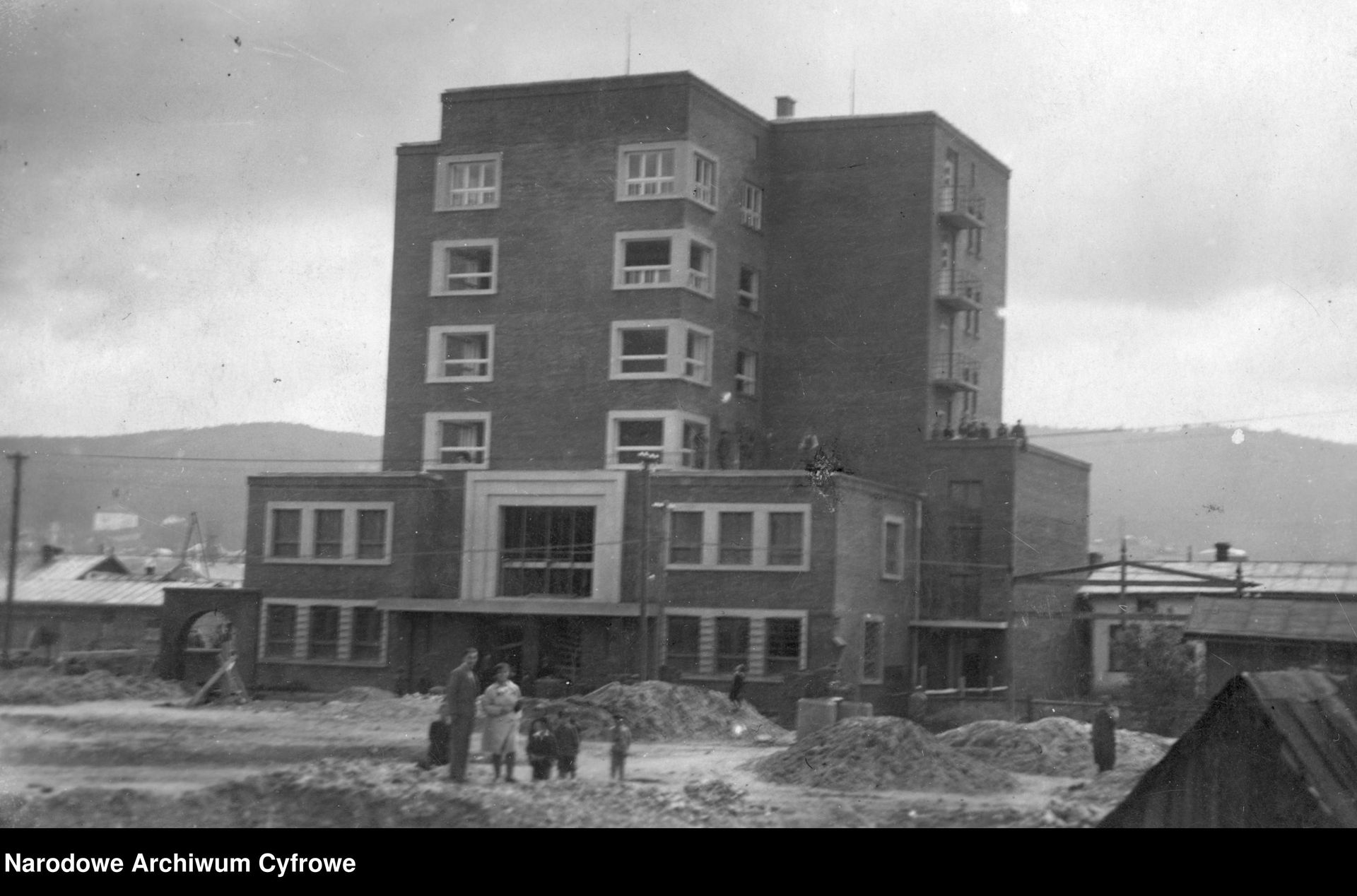 Urząd pocztowy w Borysławiu w budowie