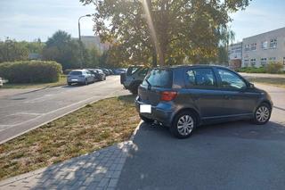 Znalezienie tu miejsca postojowego po pracy graniczy z cudem