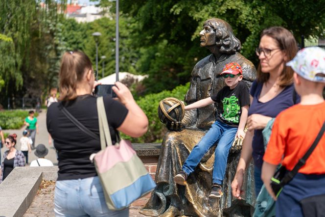 Tłumy na Starym Mieście w Olsztynie. Tak mieszkańcy świętowali Dzień Dziecka