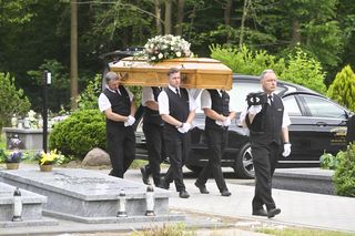 Pogrzeb Ewy Dałkowskiej. Tak pożegnano zmarłą aktorkę [ZDJĘCIA]