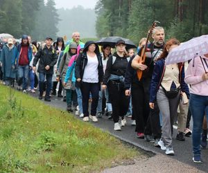 Odpust w Gietrzwałdzie. Do słynącej z Objawień Maryjnych miejscowości przyjechały tłumy