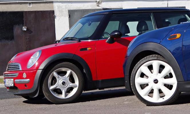 MINI Cooper 2014 r. vs. MINI Cooper 2003 r.