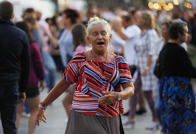 Potańcówka w centrum Katowic. Wyspiański znów porwał tłumy do szalonej zabawy