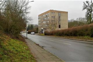 Budynek przy ul. Komuny Paryskiej