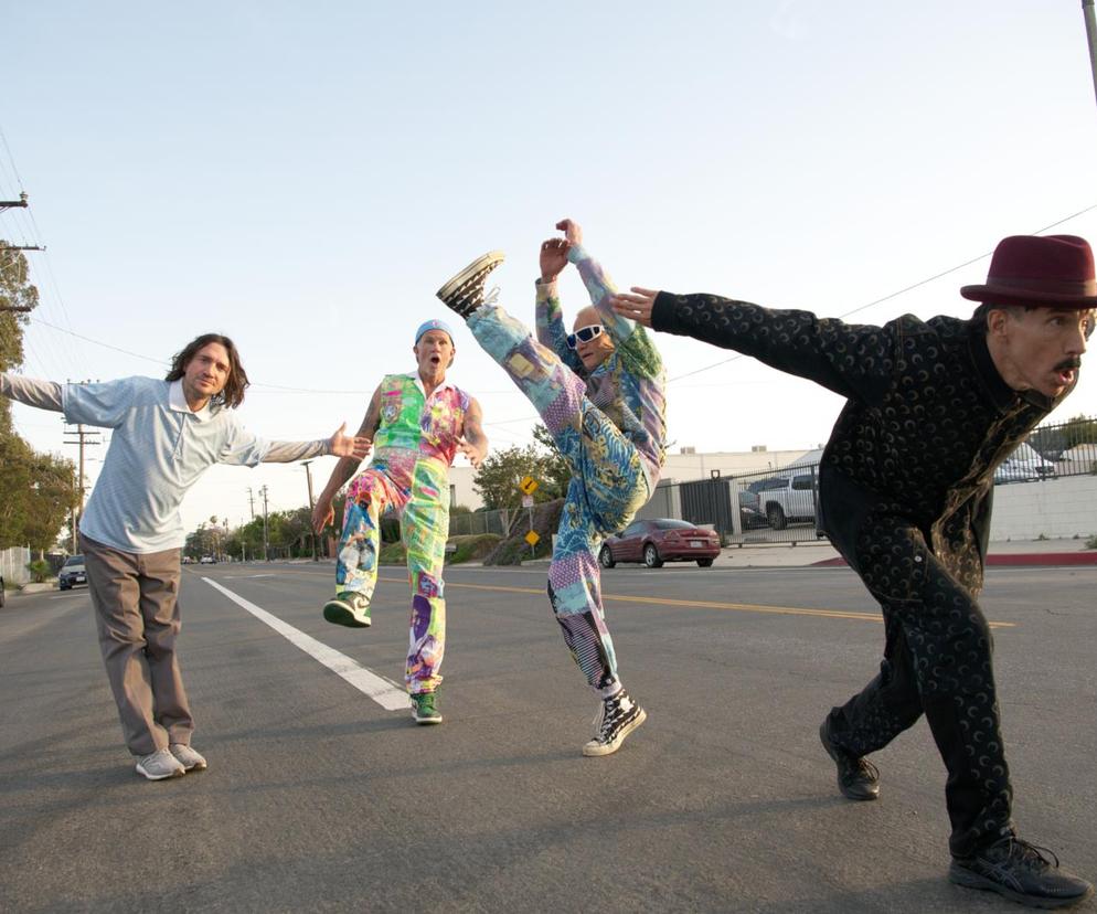 Red Hot Chili Peppers udostępniają bonusowy numer z najnowszej płyty. The Shape I'm Takin' to funkowa jazda, rodem z Californication