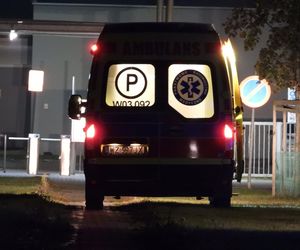 Kierowca toyoty nie przeżył potwornego uderzenia. Jego auto wbiło się w tył naczepy. Policjanci nie wykluczają jednego…