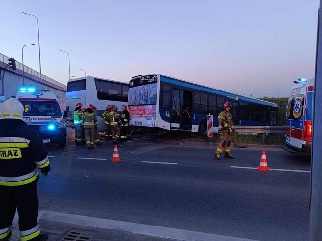 Kierowca autobusu MPK zginął po zderzeniu z innym autobusem