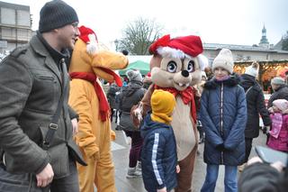 Jarmark Bożonarodzeniowy na Placu Artystów i ulicy Sienkiewicza w Kielcach