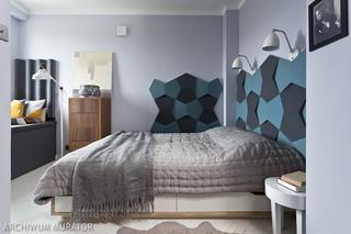 Ściana za łóżkiem – inspiracje: Miękkie panele w dekoracji ściany za łóżkiem
