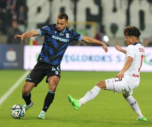 Górnik Zabrze kontra Lech Poznać 0:0 na stadionie w Zabrzu