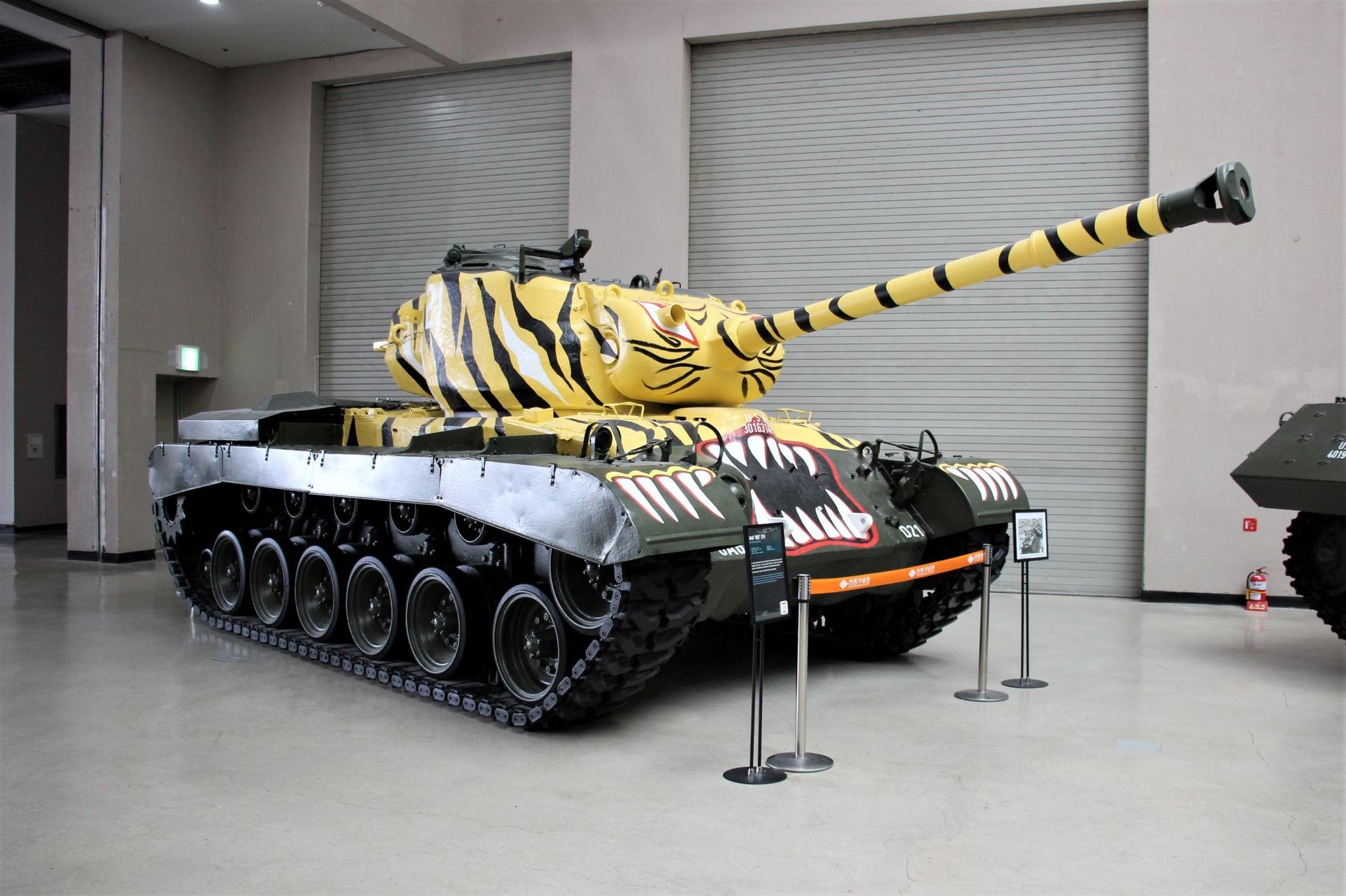 M46 Patton w tygrysim malowaniu