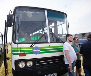 Zlot zabytkowych ikarusów w Katowicach