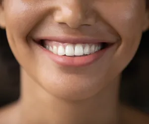 Wybielasz zęby tą metodą? Eksperci mają złą wiadomość 