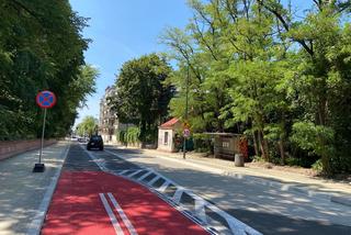 Dwupasmowa droga rowerowa na ul. Jaracza między ul. Uniwersytecką i ul. Kilińskiego w Łodzi