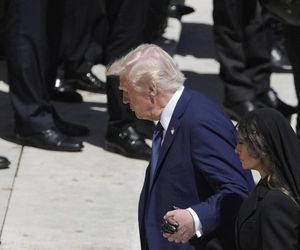 Głowy państw żegnają papieża Franciszka. Do Watykanu zjechali najważniejsi