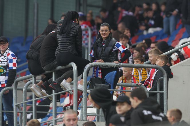 Górnik Zabrze zmierzył się z Zagłębiem Lubin. Kibice rozgrzewali piłkarzy z trybun