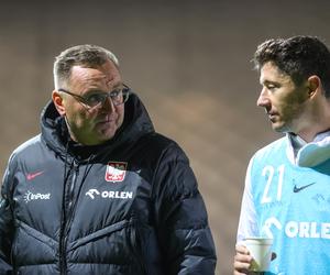 Czesław Michniewicz musiał to zrobić. Miał do przekazania ważną wiadomość, zwrócił się do piłkarzy