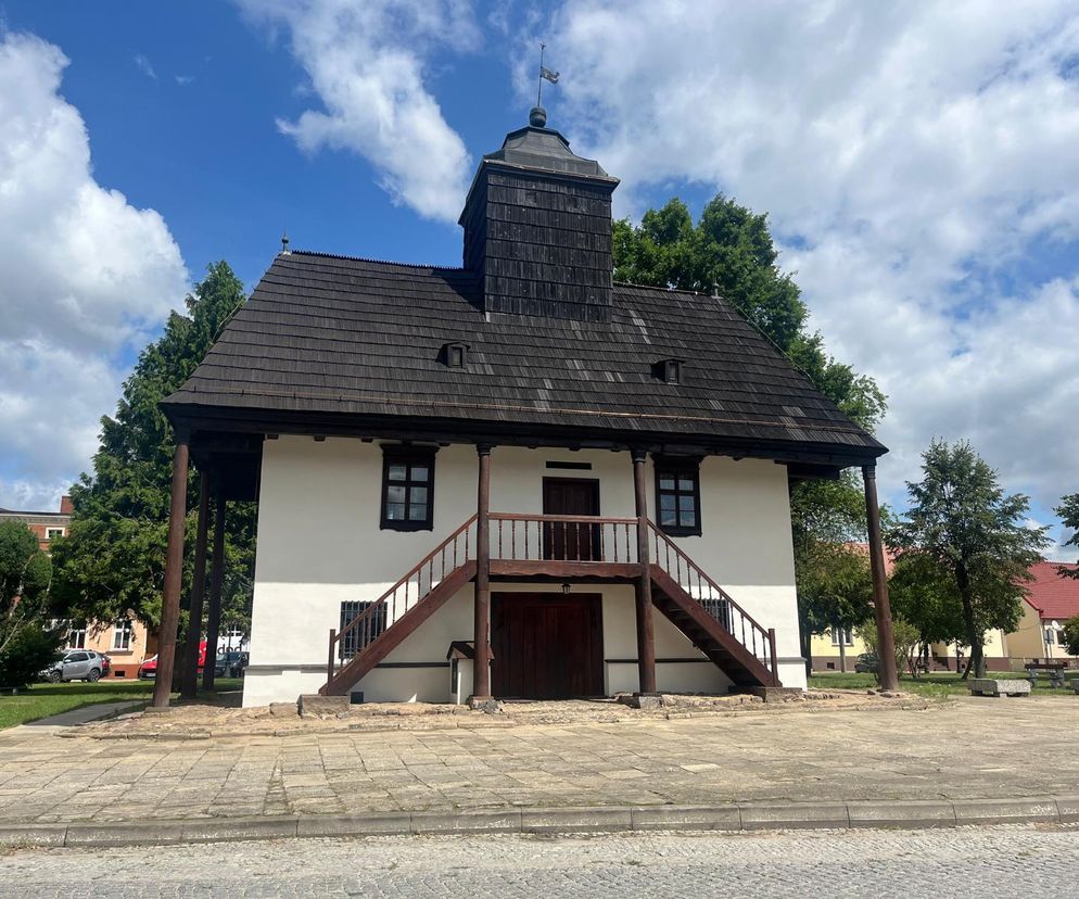 sulmierzyce ratusz