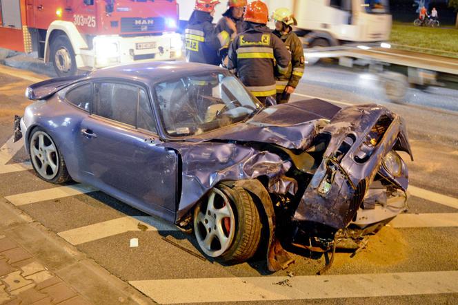 Warszawa 21.05.2012 Wypadek Porsche 911 Turbo Super Express