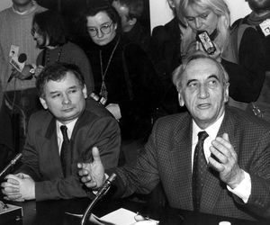 AI wybrała 5 najlepszych polityków w Polsce ostatnich 30 lat!