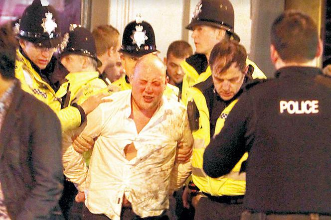 Tak się bawią Anglicy: aresztowani i ranni po sylwestrze w Londynie