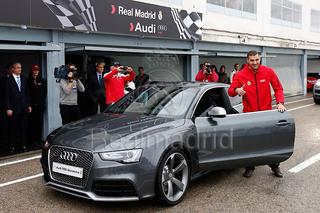 Karim Benzema i jego Audi
