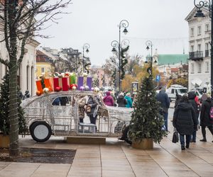 Zima zbliża się wielkimi krokami. Warszawa przygotowuje się na białe święta. „Na początku grudnia”