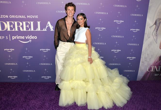 Camila Cabello i Shawn Mendes na premierze filmu "Cinderella"