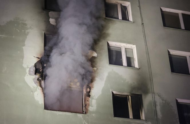 14-latka zginęła w pożarze bloku w Rzeszowie! Poszkodowanych zostało wiele osób [ZDJĘCIA, AKTUALIZACJA]