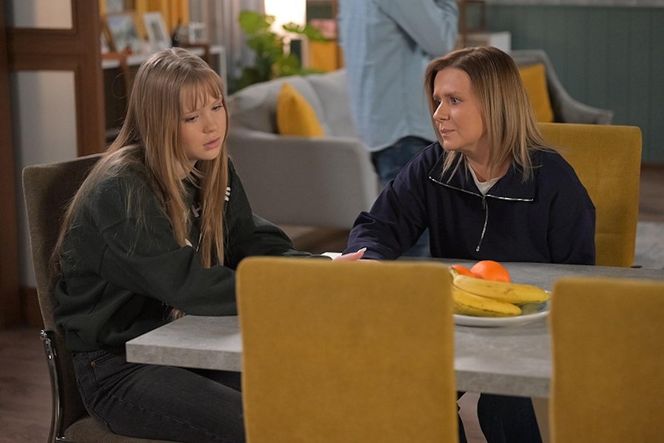 Pierwsza miłość, odcinek 4022: Konflikt Julki z Marysią sięgnie zenitu! Zadzwoni na policję?