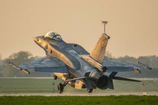 Ukraina szuka pilotów samolotów F-16. Rząd w Kijowie apeluje do innych krajów