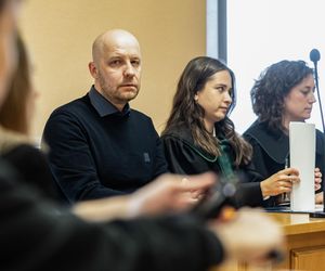 Proces przeciwko prof. Roszkowskiemu, autorze podręcznika do HiT