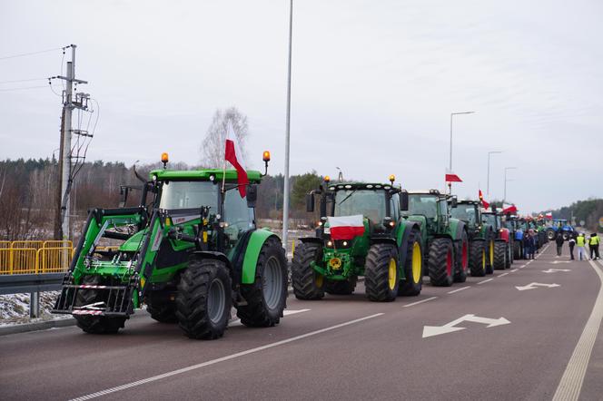 Protest rolników w Podlaskiem. Ciągniki blokują drogi w całym województwie! 