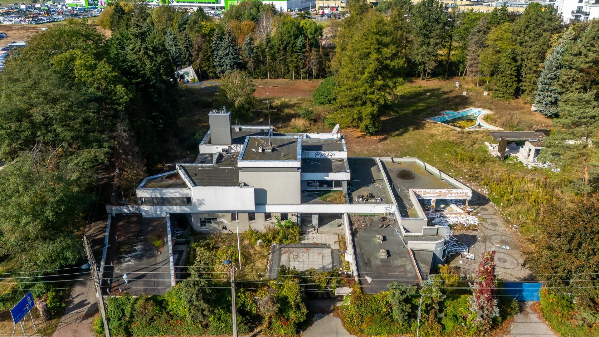 Opuszczona willa przy Ryżowej 72 w Warszawie