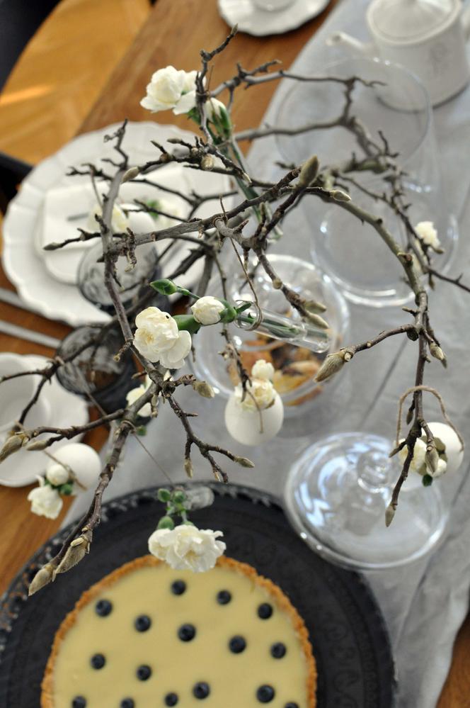 Wielkanocne dekoracje stołu: inspiracje na Święta Wielkanocne 2014