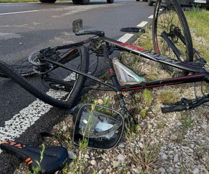 Osiny Górne: 70-letni rowerzysta zderzył się z samochodem