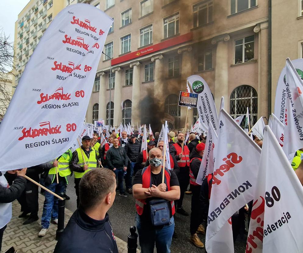 Protest związkowców w Warszawie