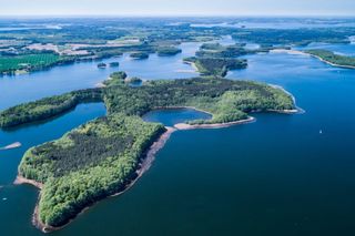 Ruszają kluczowe inwestycje na Wielkich Jeziorach Mazurskich. Podpisano umowy