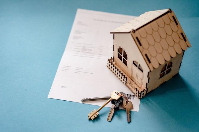Kredyt hipoteczny ze stałym oprocentowaniem – czym jest i czy warto wziąć go pod uwagę?