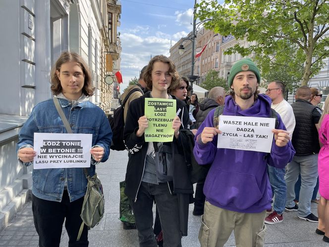 Wielki protest pod urzędem miasta w Łodzi. "Broń lasów Lublinka"